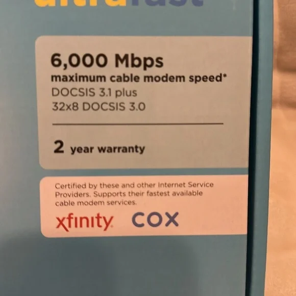 Motorola DOCSIS 3.1 Cable Modem - Picture 3 of 8